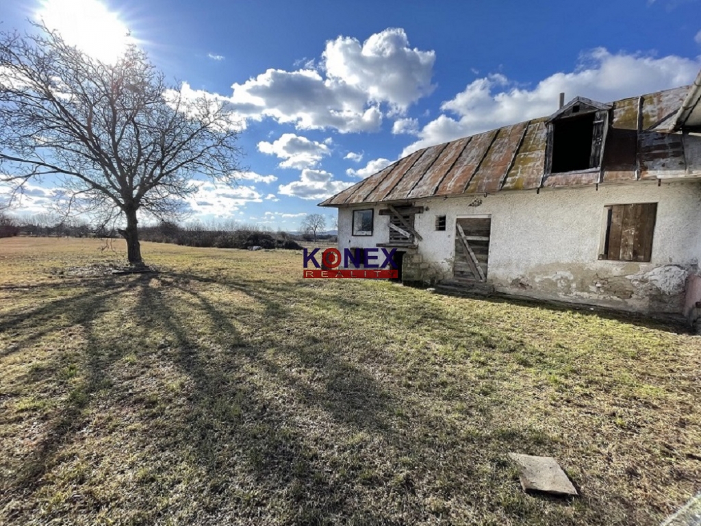 Štvorec/rodinný dom 11km od Michaloviec. foto