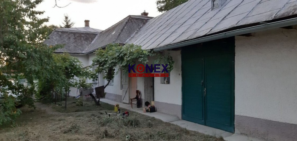 Rodinný dom v obci Jenkovce, 12 km od Sobraniec foto