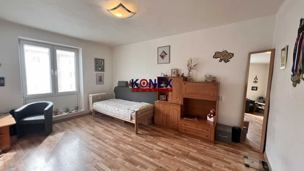 NOVINKA 2-izbový byt pri centre Michaloviec foto