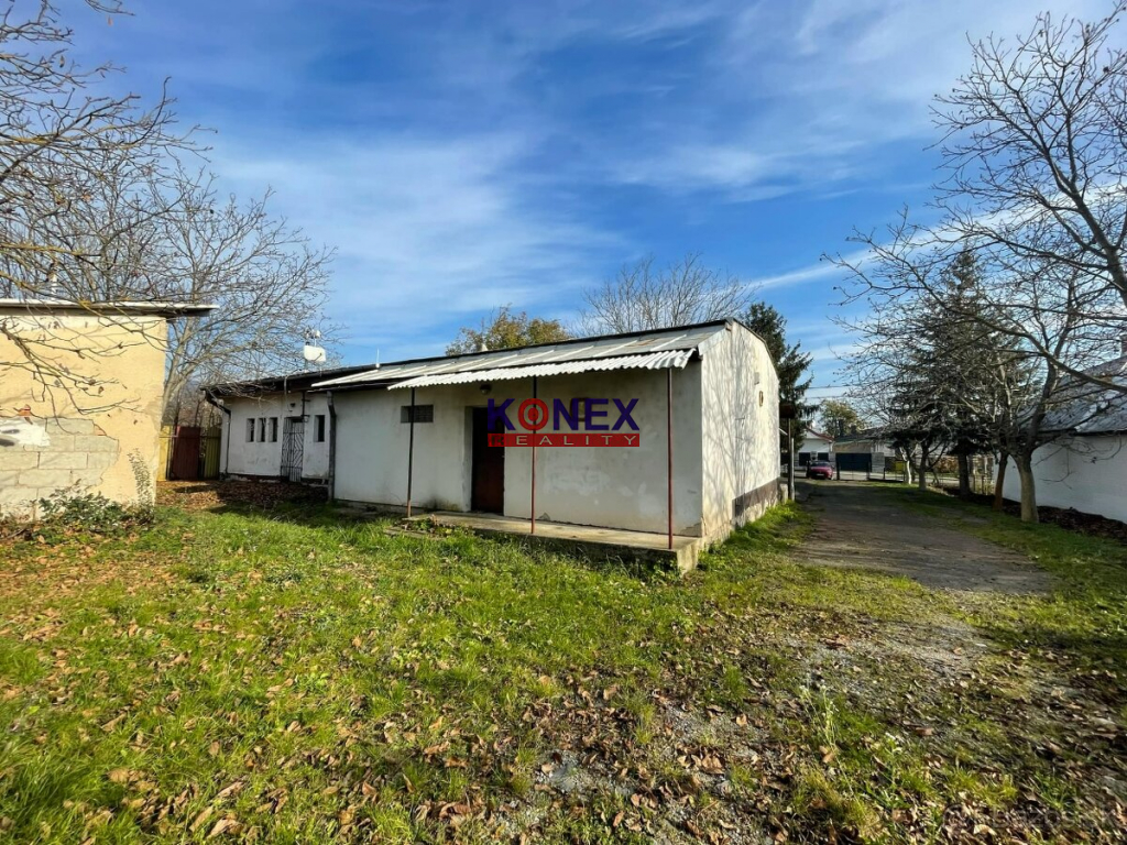 NA PREDAJ – Budova na podnikanie v obci KUSÍN foto