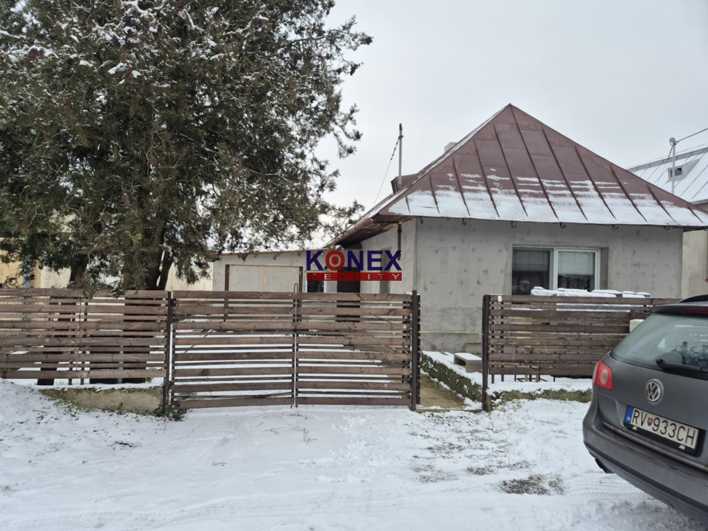 PEKNÝ RODINNÝ DOM v obci Malčice NA PREDAJ foto